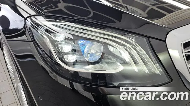 Mercedes-Benz S-Class 2019 thumb 6