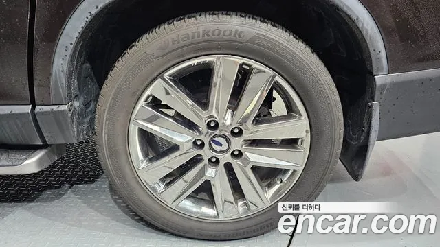 KGM Rexton 2019 thumb 9