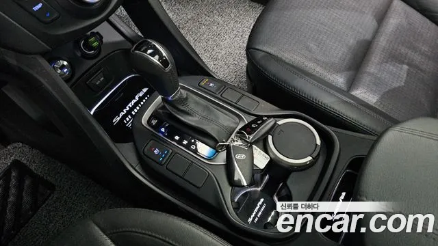 Hyundai Santa Fe 2014 thumb 4