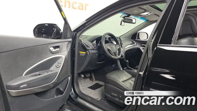 Hyundai Santa Fe 2014 thumb 3