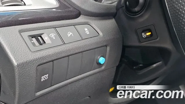 Hyundai Santa Fe 2014 thumb 11