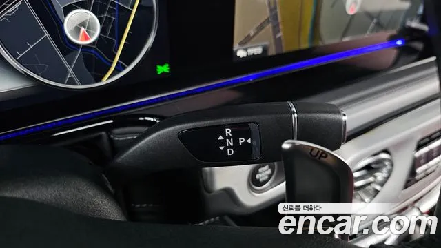 Mercedes-Benz G-Класс 2023 thumb 4