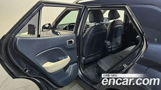 Hyundai Venue 2024 thumb 2