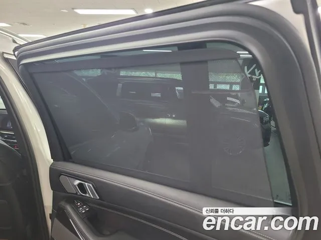 BMW X7 2025 thumb 11