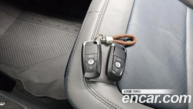 Ford Bronco 2023 thumb 3