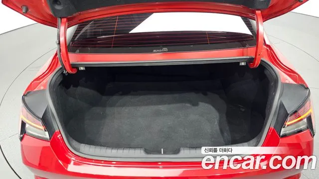 Hyundai Elantra 2022 thumb 7