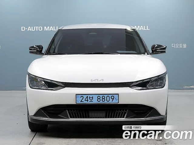 Kia EV6 2022 thumb 2