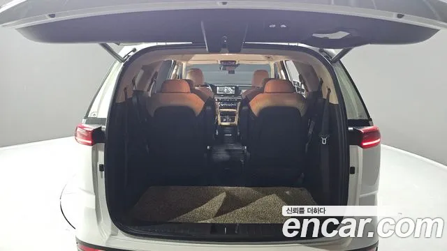 Kia Carnival 2022 thumb 11
