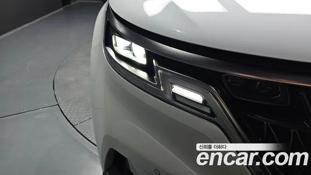 Kia Carnival 2022 thumb 12
