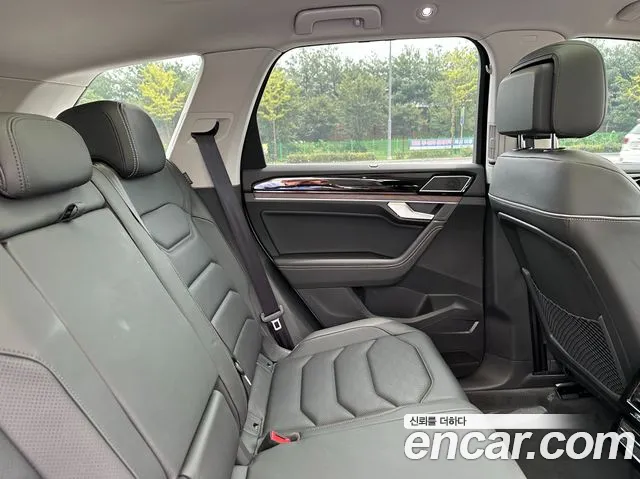 Volkswagen Touareg 2026 thumb 9