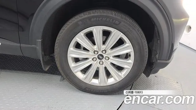 Ford Explorer 2022 thumb 7
