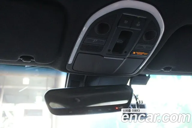 Genesis G70 2018 thumb 8