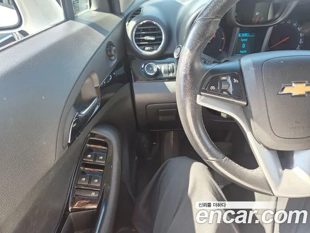 Chevrolet Orlando 2012 thumb 8