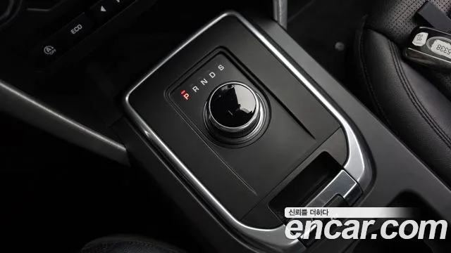 Land Rover Discovery Sport 2017 thumb 9
