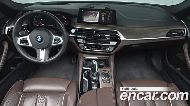 BMW 5 серии 2020 thumb 10