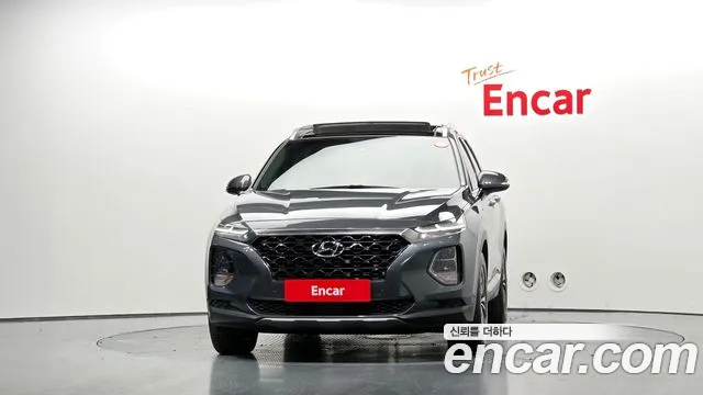 Hyundai Santa Fe 2018 thumb 3