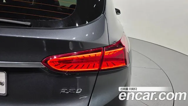 Hyundai Santa Fe 2018 thumb 10