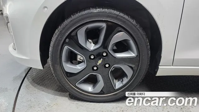 Chevrolet Spark 2021 thumb 3