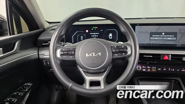 Kia K5 2024 thumb 4
