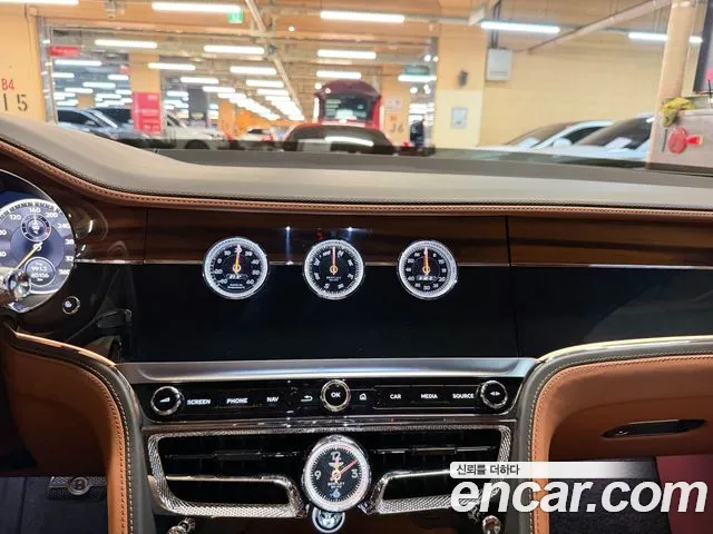 Bentley Flying Spur 2020 thumb 10