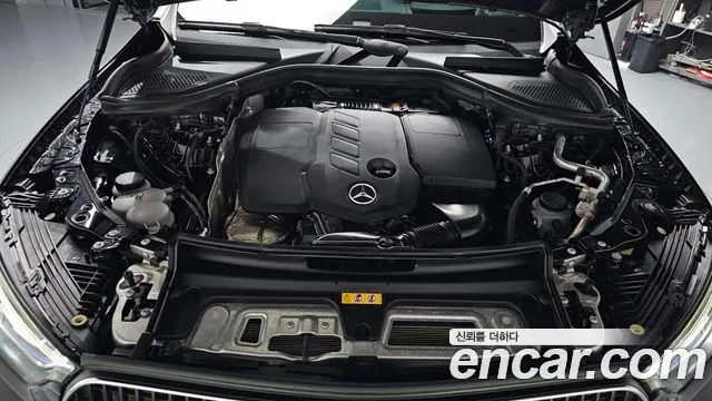 Mercedes-Benz GLC 2023 thumb 3