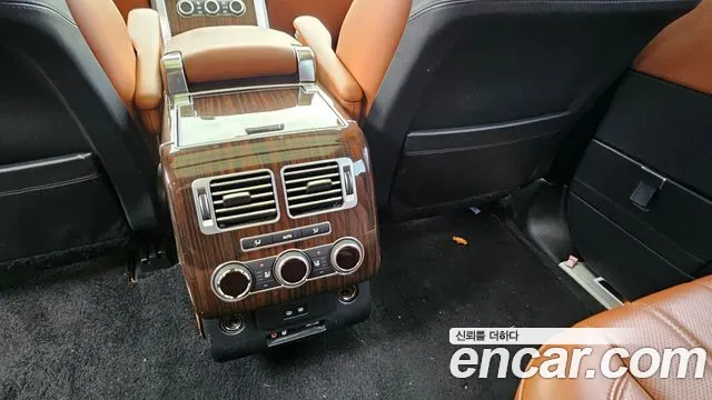 Land Rover Range Rover 2015 thumb 3