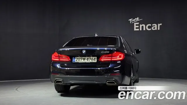 BMW 5 серии 2017 thumb 5
