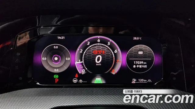 Volkswagen Golf 2025 thumb 5