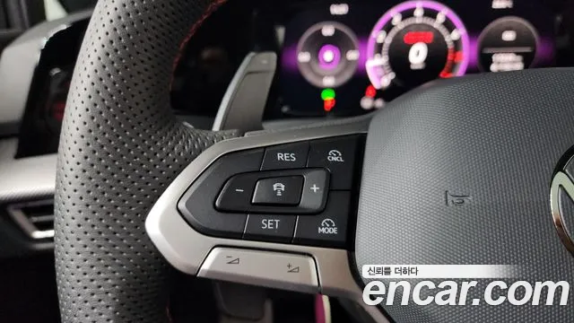 Volkswagen Golf 2025 thumb 10