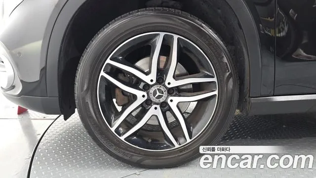 Mercedes-Benz A-Класс 2019 thumb 10