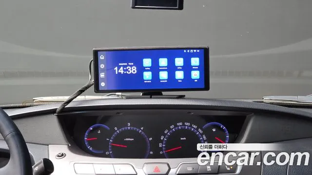 KGM Korando 2014 thumb 4
