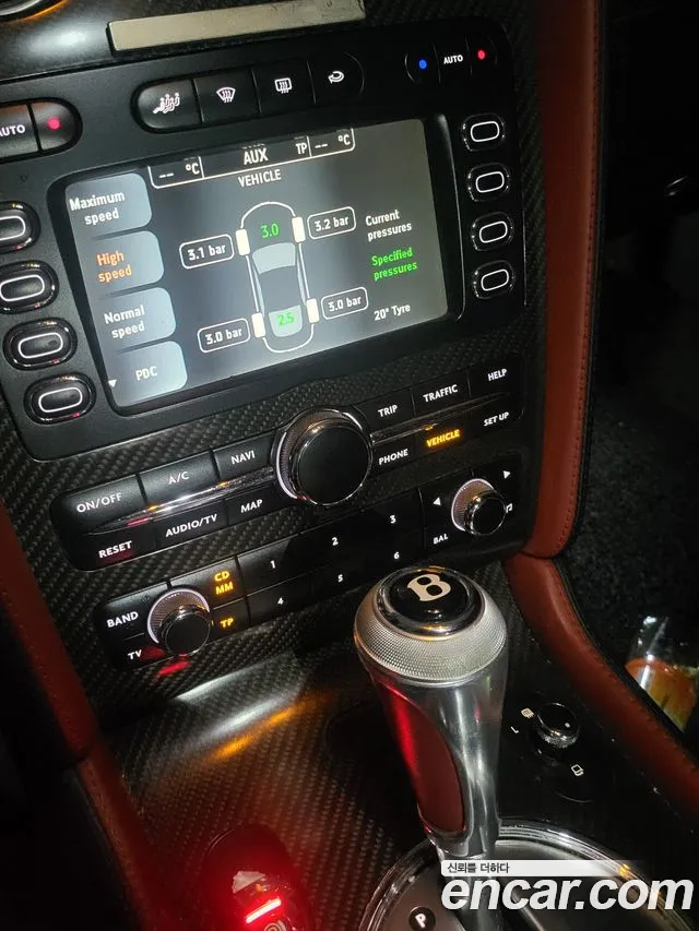 Bentley Continental 2010 thumb 2