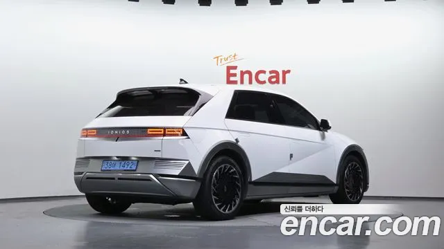 Hyundai Ioniq5 2021 thumb 6