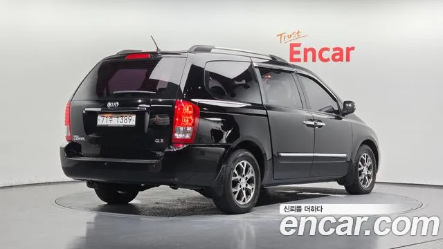Kia Canival 2014 thumb 12