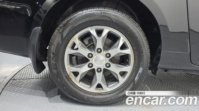 Kia Canival 2014 thumb 6