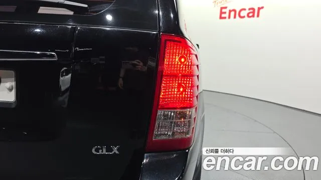 Kia Canival 2014 thumb 11