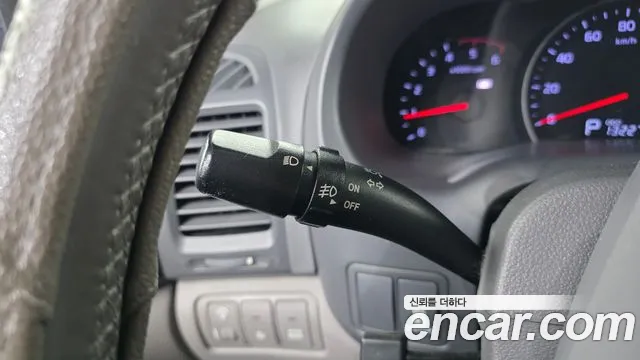Kia Canival 2014 thumb 5