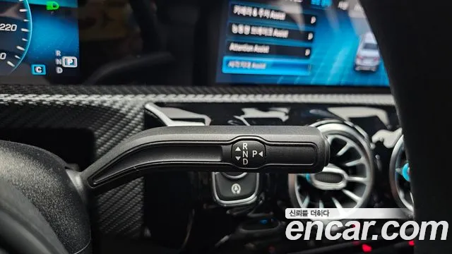 Mercedes-Benz A-Class 2020 thumb 4