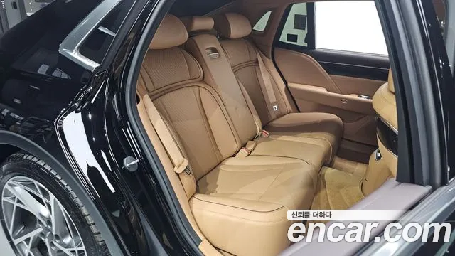Genesis G90 2022 thumb 2