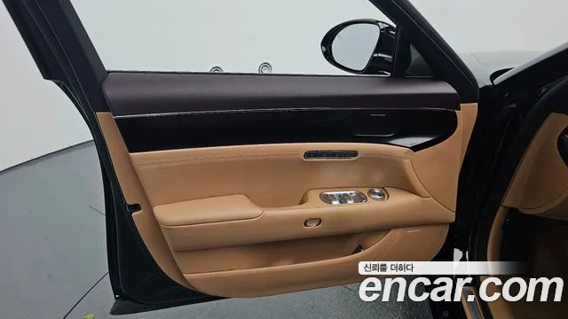 Genesis G90 2022 thumb 9