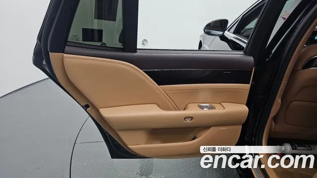 Genesis G90 2022 thumb 5