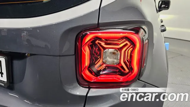 Jeep Renegade 2023 thumb 6