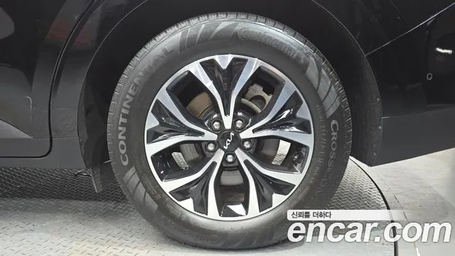 Kia Carnival 2023 thumb 11
