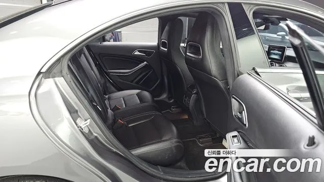 Mercedes-Benz A-Класс 2016 thumb 2