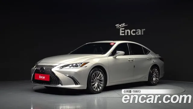 Lexus ES 300h 2018 thumb 4