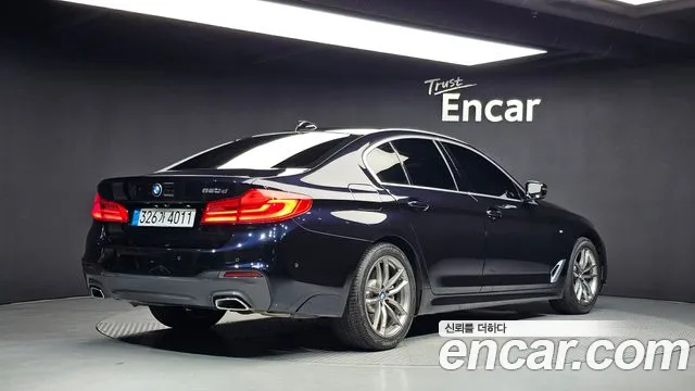 BMW 5 серии 2019 thumb 2