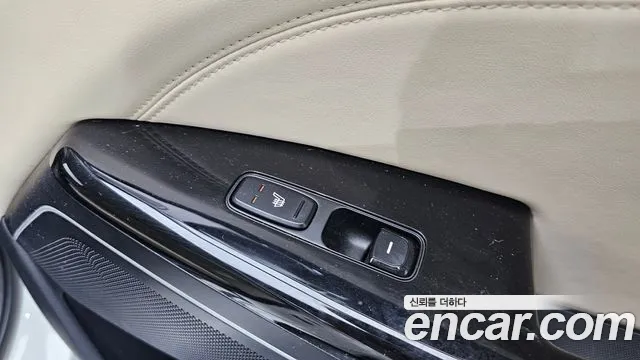 Kia K7 2016 thumb 11