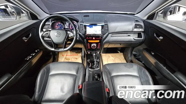 KGM Tivoli Air 2016 thumb 6