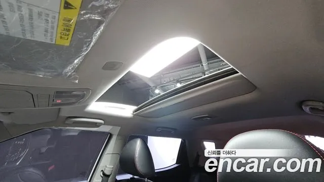 KGM Tivoli Air 2016 thumb 4