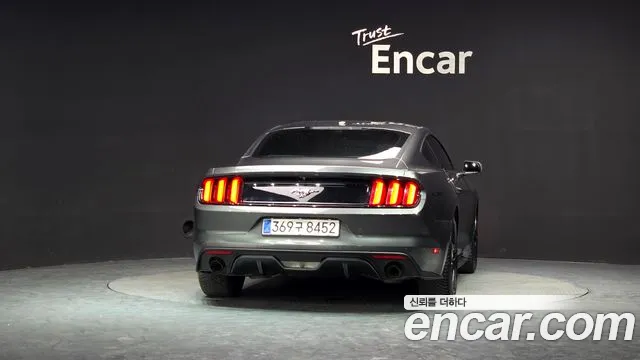 Ford Mustang 2016 thumb 8